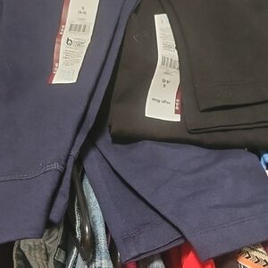 3 Pairs Womens Black and Navy Leggings NWT size 4-6 (s) soft and sturdy